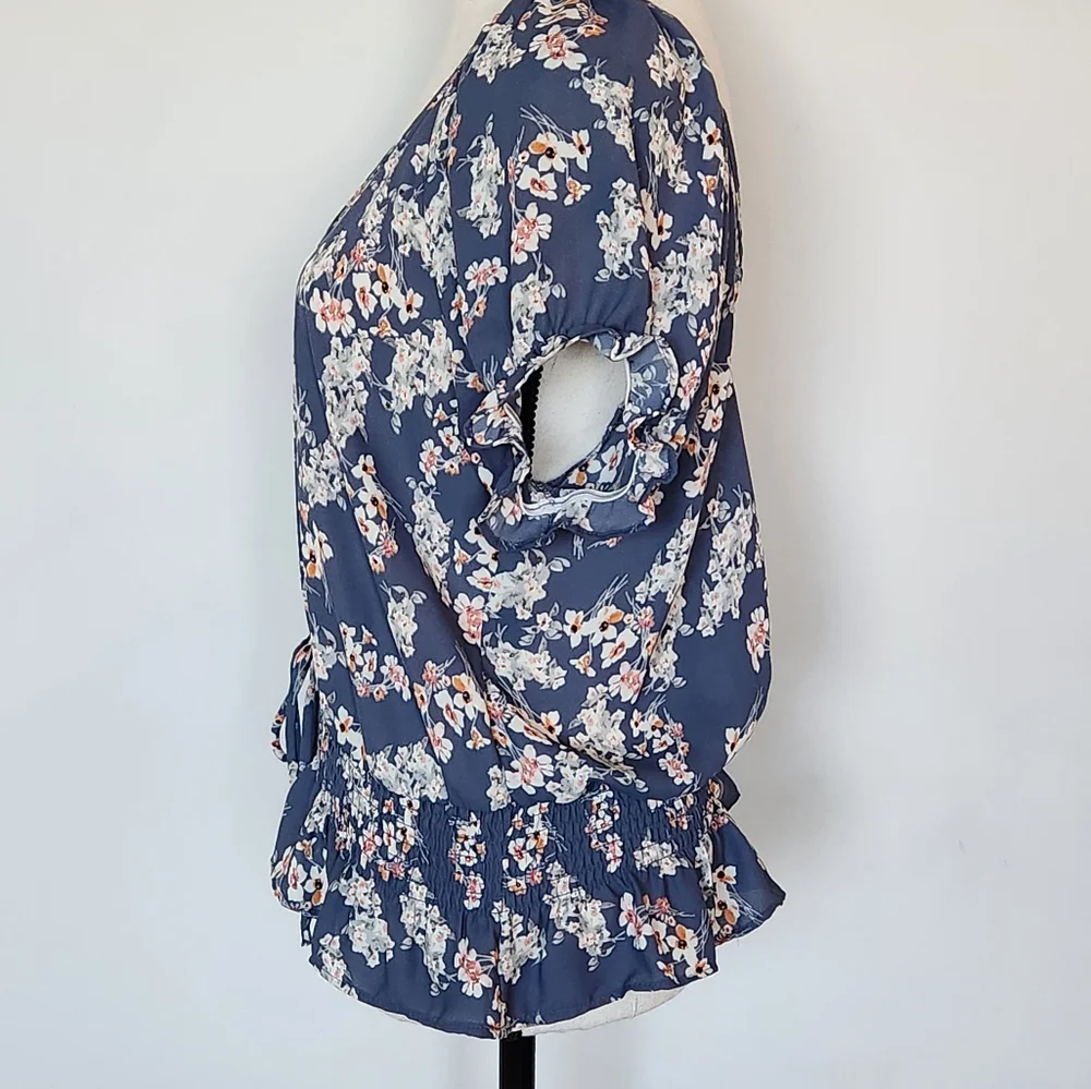 Sienna Sky Boho Puff Sleeve Ruffle Blue Floral V Neck Top Cottagecore M - Picture 4 of 11